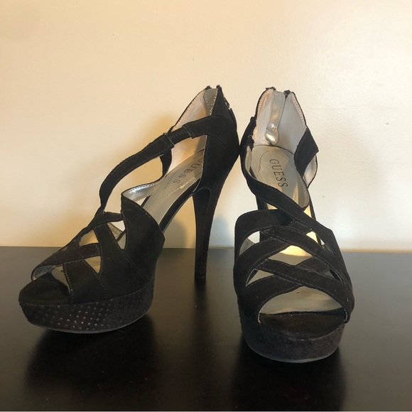 🎁 2 FOR $30 Y2K Guess Suede Black Strappy Platfrom Peep Toe Pumps - Picture 5 of 12